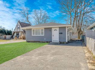 18 Broadway #A, Mastic, NY 11950