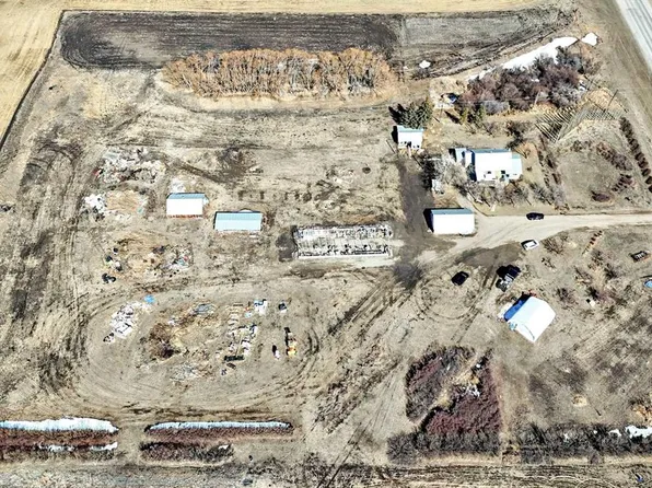 30416 SW High Way #2A, Carstairs, AB T0M 0N0