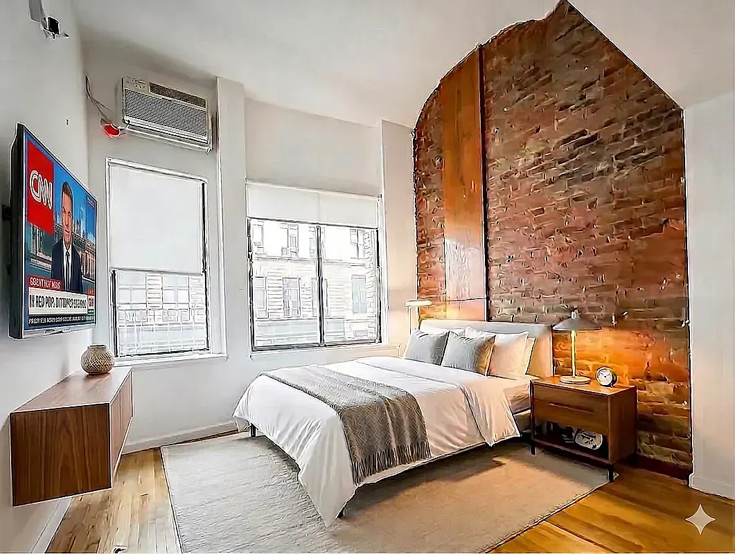 40 East 12th Street — Photo 4