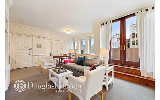 Rented by Douglas Elliman | media 17