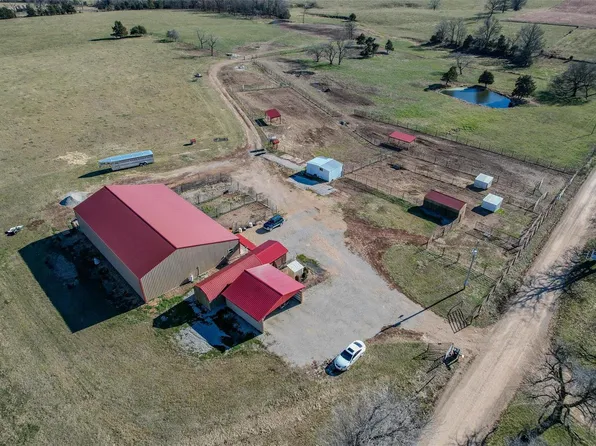 15830 Merchant Dr, Phillipsburg, MO 65722