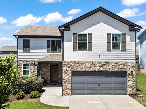 178 Starbuck Parkway, Pendergrass, GA 30567