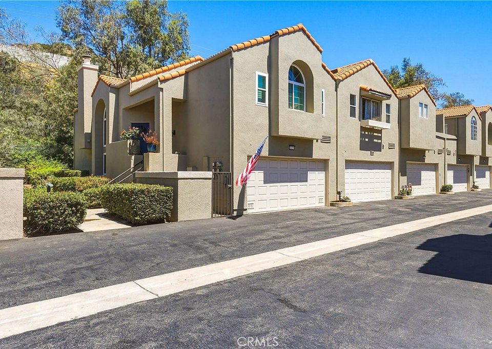 1st image of 22229 Shadow Valley Cir
