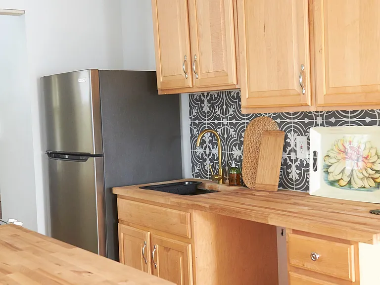31 Liberty St #2 — Photo 12