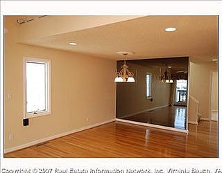 3rd image of 203 Linkhorn Dr