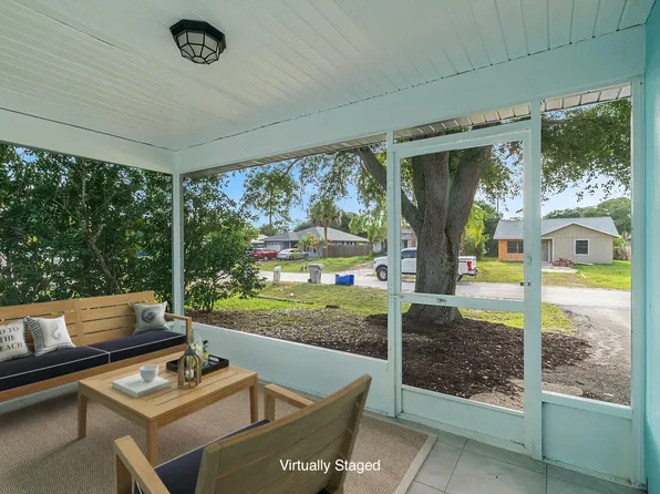 1545 22nd Avenue SW, Vero Beach, FL 32962