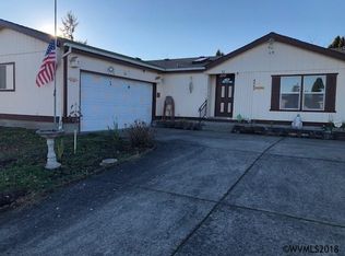 4043 Vernon St NE, Salem, OR 97305