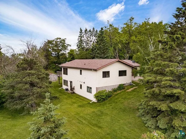2410 Harvey St, Duluth, MN 55811