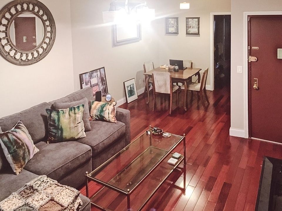 1st image of 681 Lincoln Pl APT 3