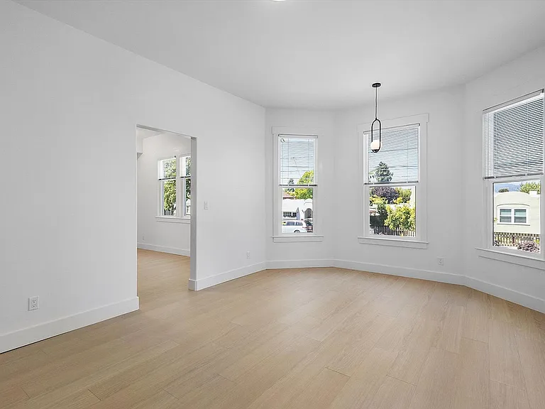 1533 Lafayette St #4 — Photo 1