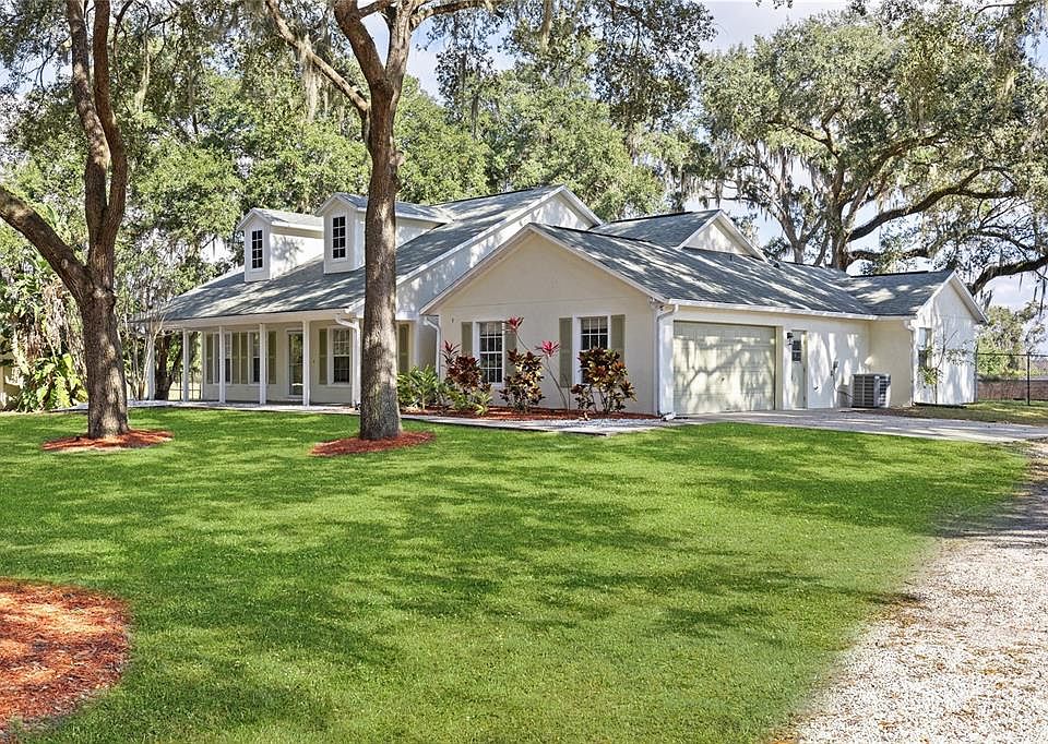 1st image of 3355 Lake Tohopekaliga Rd