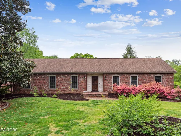 9512 Middleground Ln, Knoxville, TN 37923