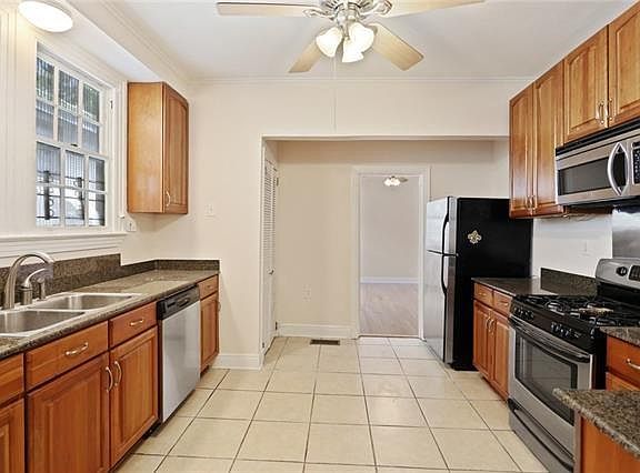 3rd image of 4609 S Claiborne Ave