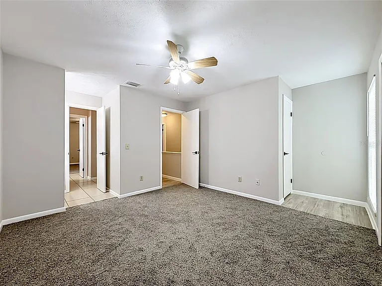 2113 NE 38th Ave — Photo 30