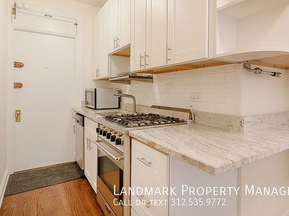 2nd image of 3604 N Pine Grove Ave APT 1G