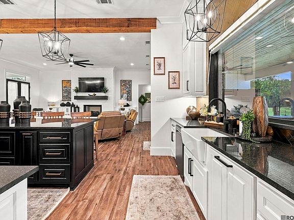 3rd image of 7148 Iron Creek Ln