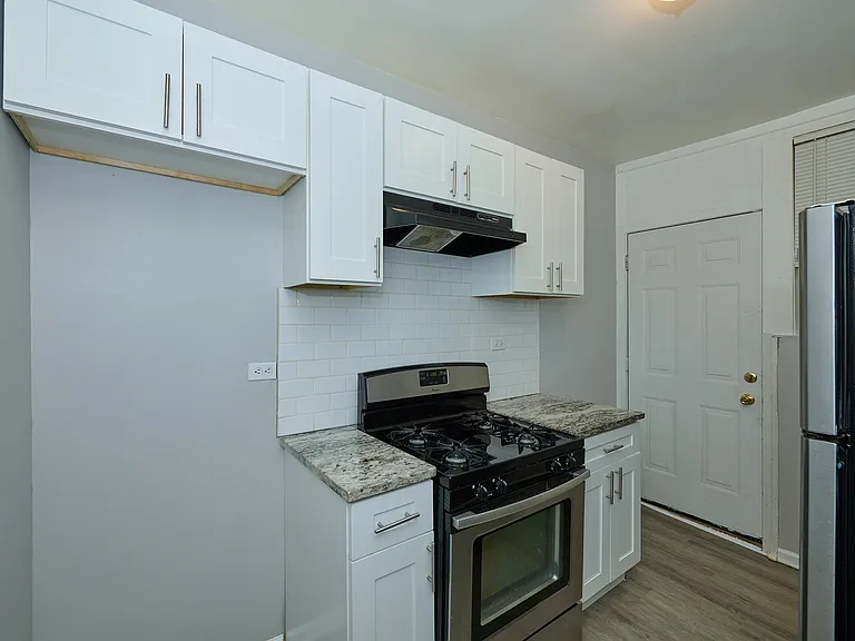 6322 N Albany Ave #1W — Photo 10