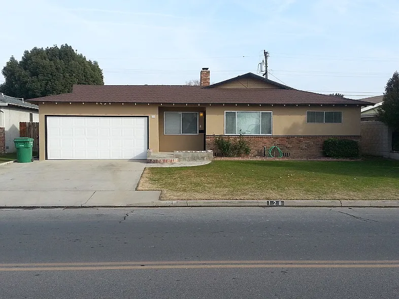 128 Sequoia Dr photo 1