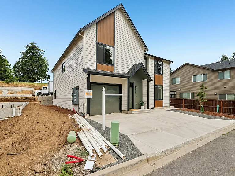 Obsidian Heights — Photo 33