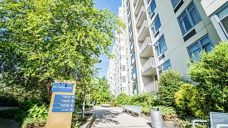 Sold by Silverstone Group USA Corp.