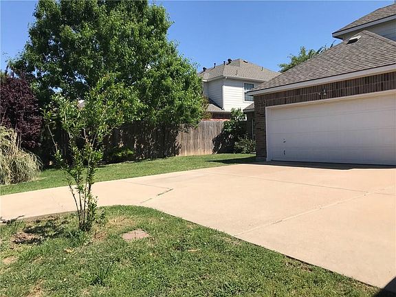 4th image of 5504 Rolling Meadows Dr