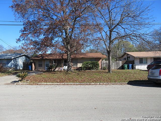 1st image of 147 Middlebury Dr