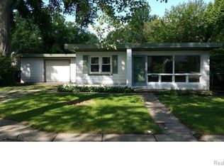 3327 Poplar St, Port Huron, MI
