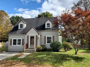 25 Hurlbut St, Putnam, CT 06260