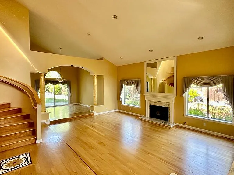 825 Feather River St — Photo 35