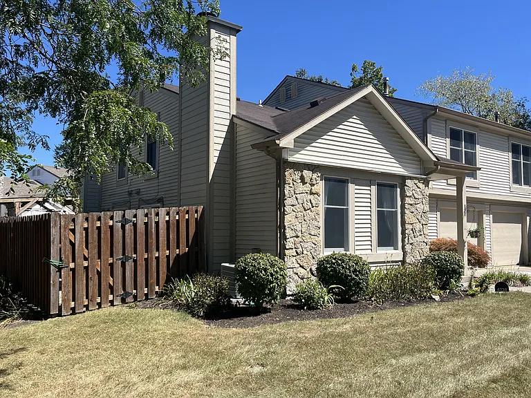 6220 Crofton Dr — Photo 28
