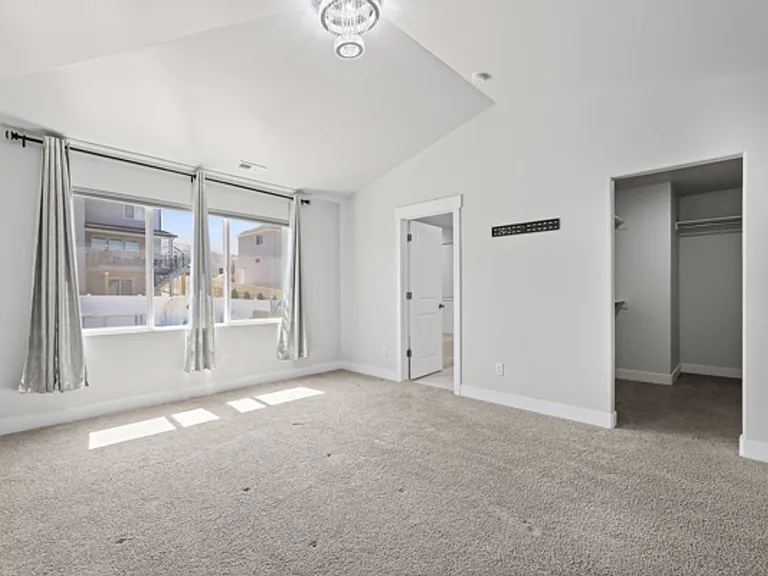 2877 S Greenhead Dr — Photo 25