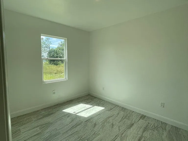 1240 Columbus Blvd #A — Photo 15