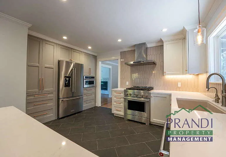 23 Harding Dr — Photo 3