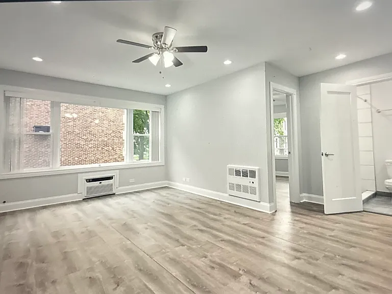 7630 N Eastlake Ter #1E — Photo 10