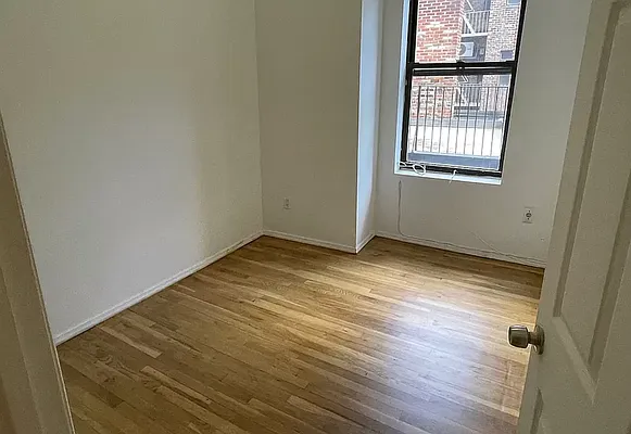 Rented by J PRESTON AND ASSOCIATES INC | media 6