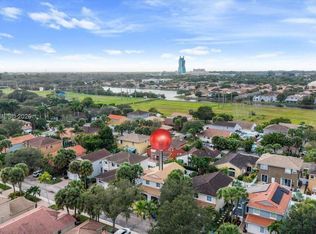 4978 SW 35th Ter, Fort Lauderdale, FL 33312