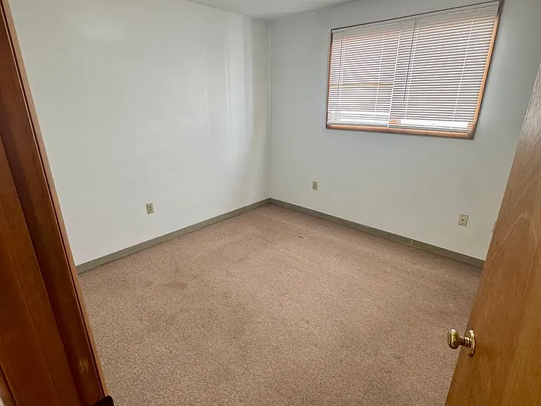 212 Church Street — Photo 15