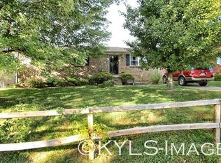 110 Castlerock Dr, Danville, KY 40422