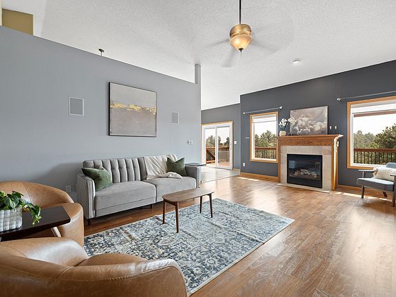 5th image of 1413 Edinborough Dr