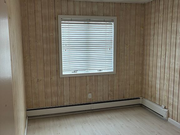 4th image of 1547 Prospect Ave