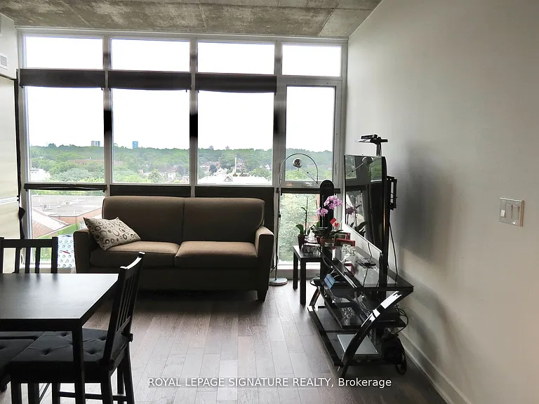 1190 Dundas St E #923 — Photo 5