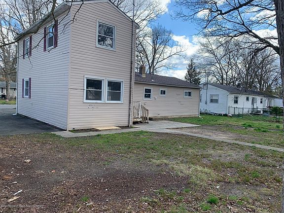 3rd image of 1408 Stark St