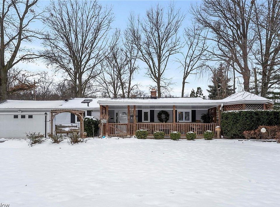 1st image of 172 Crestwood Dr