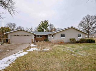1811 Churchill Dr, South Bend, IN 46617