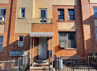 5249 79th St, Elmhurst, NY 11373