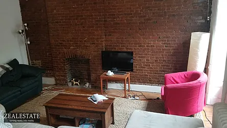 Rented by ZealEstate Group Inc