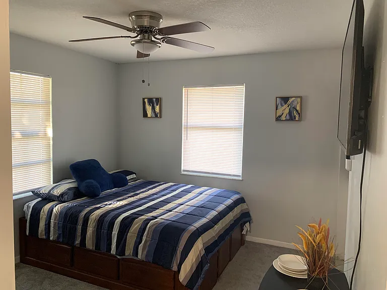 2049 SW McAllister Ln — Photo 6
