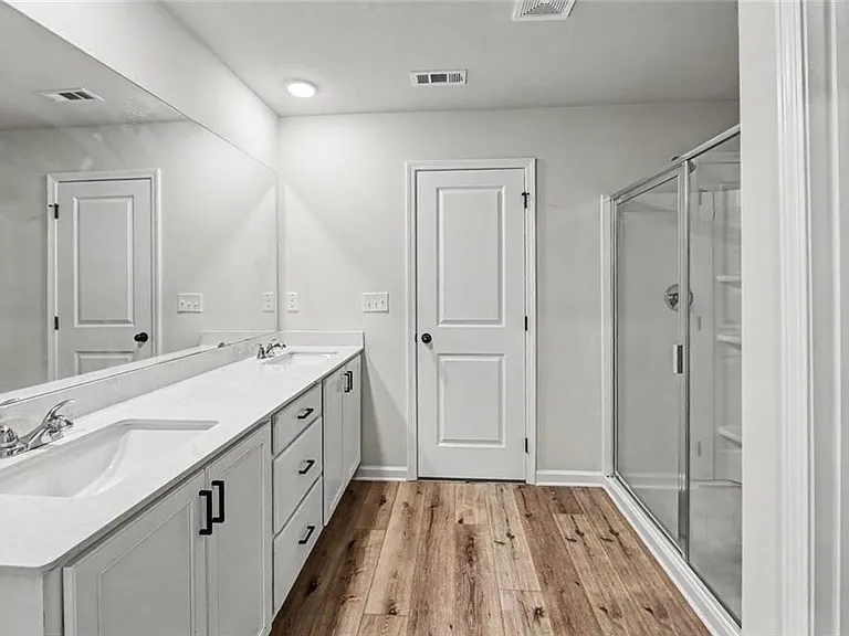 274 Fox Creek Dr — Photo 12