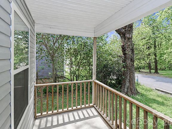 4th image of 545 Gantt St