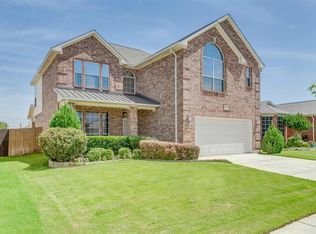 4009 Petersburg Dr, Fort Worth, TX 76244